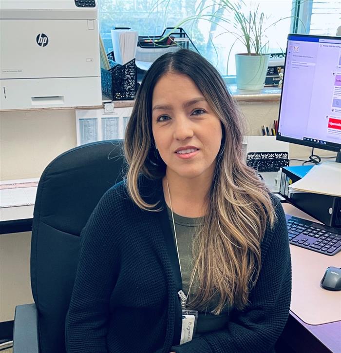 Jeanett Guzman, Records clerk